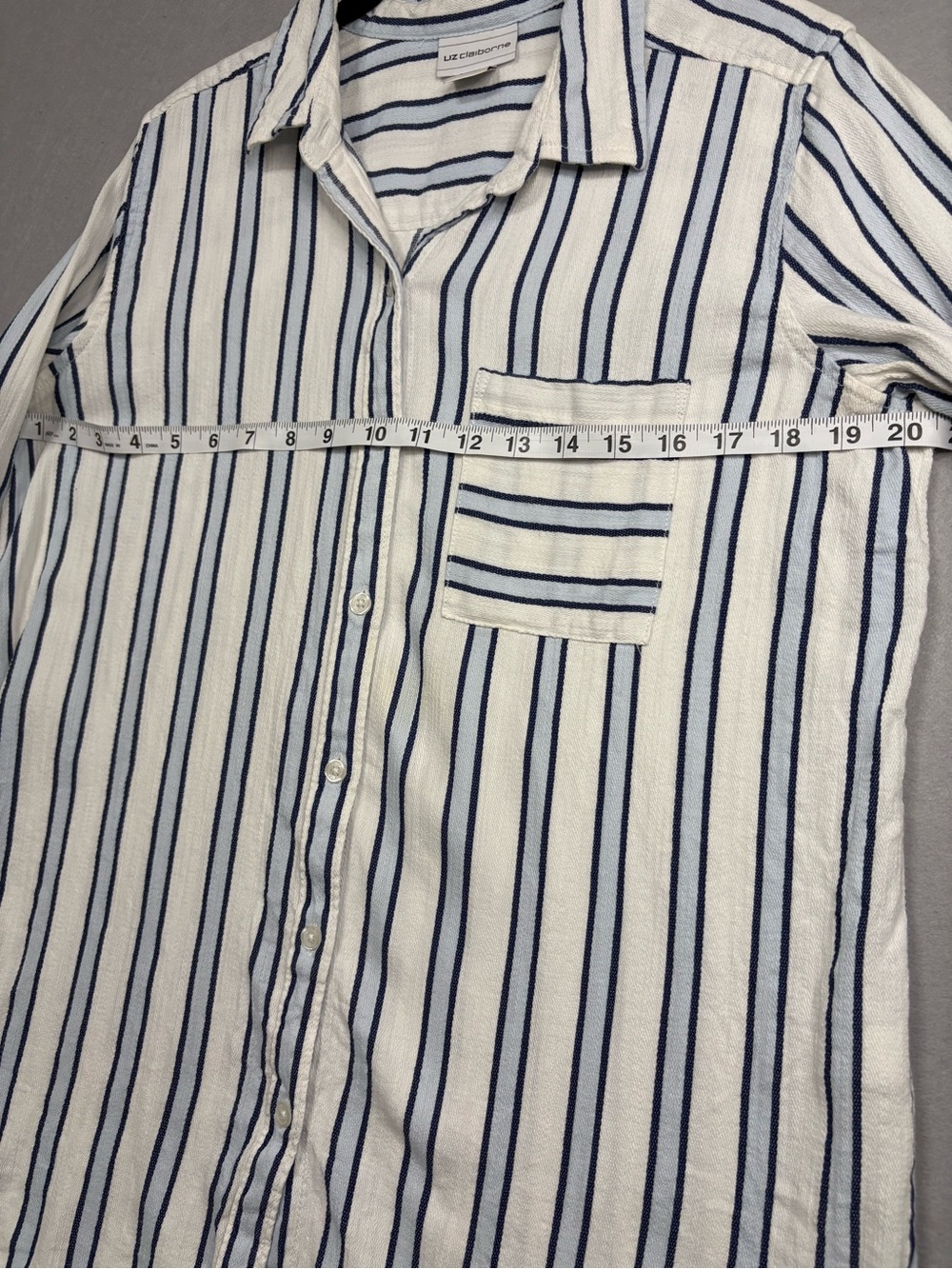 Liz Claiborne Striped Long-Sleeve Button down Shirt White/sky blue/Navy sz M - Picture 5 of 7